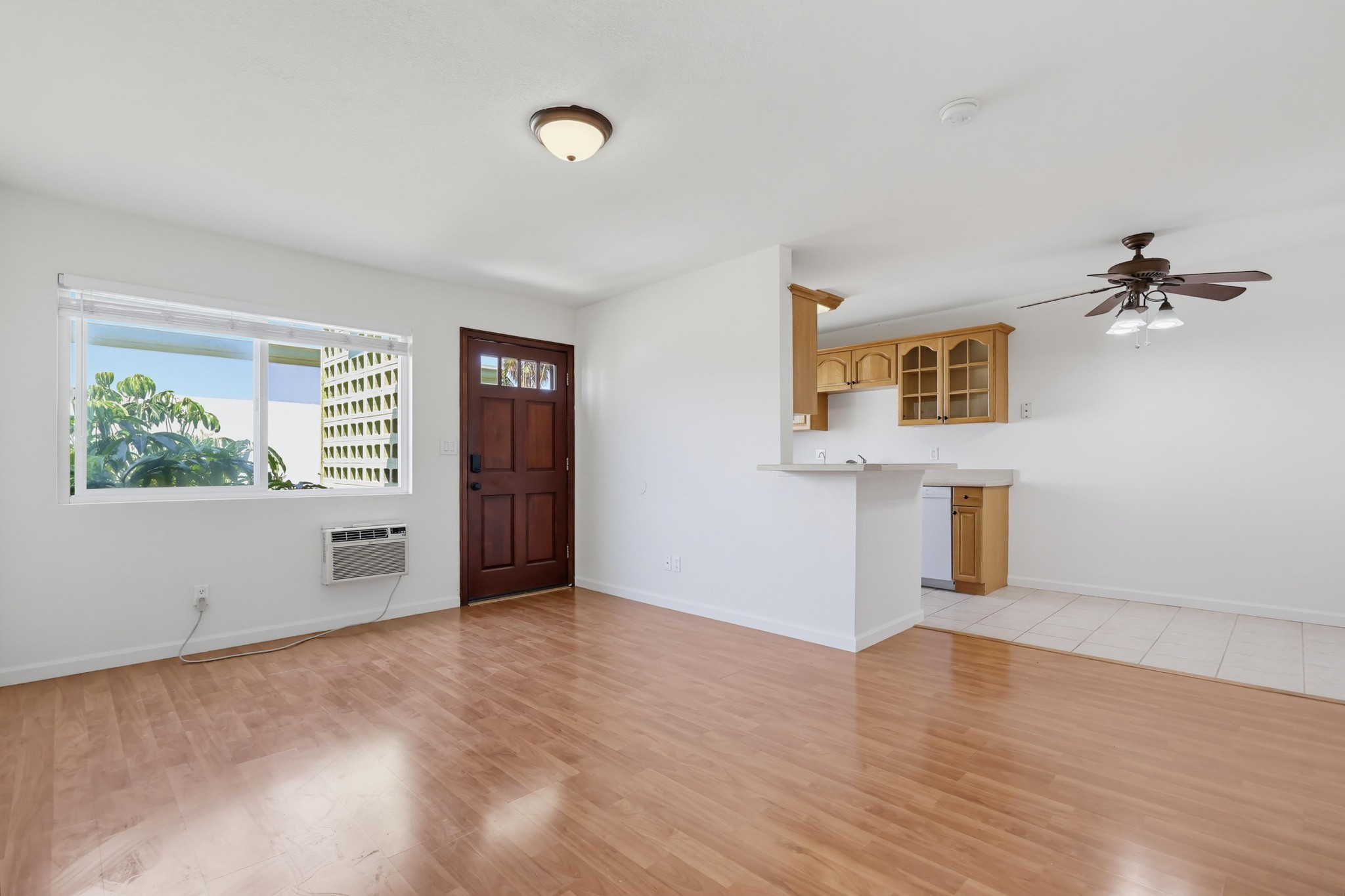 Virtual tour photo 15 of 34 for 4425 50th St Unit 11