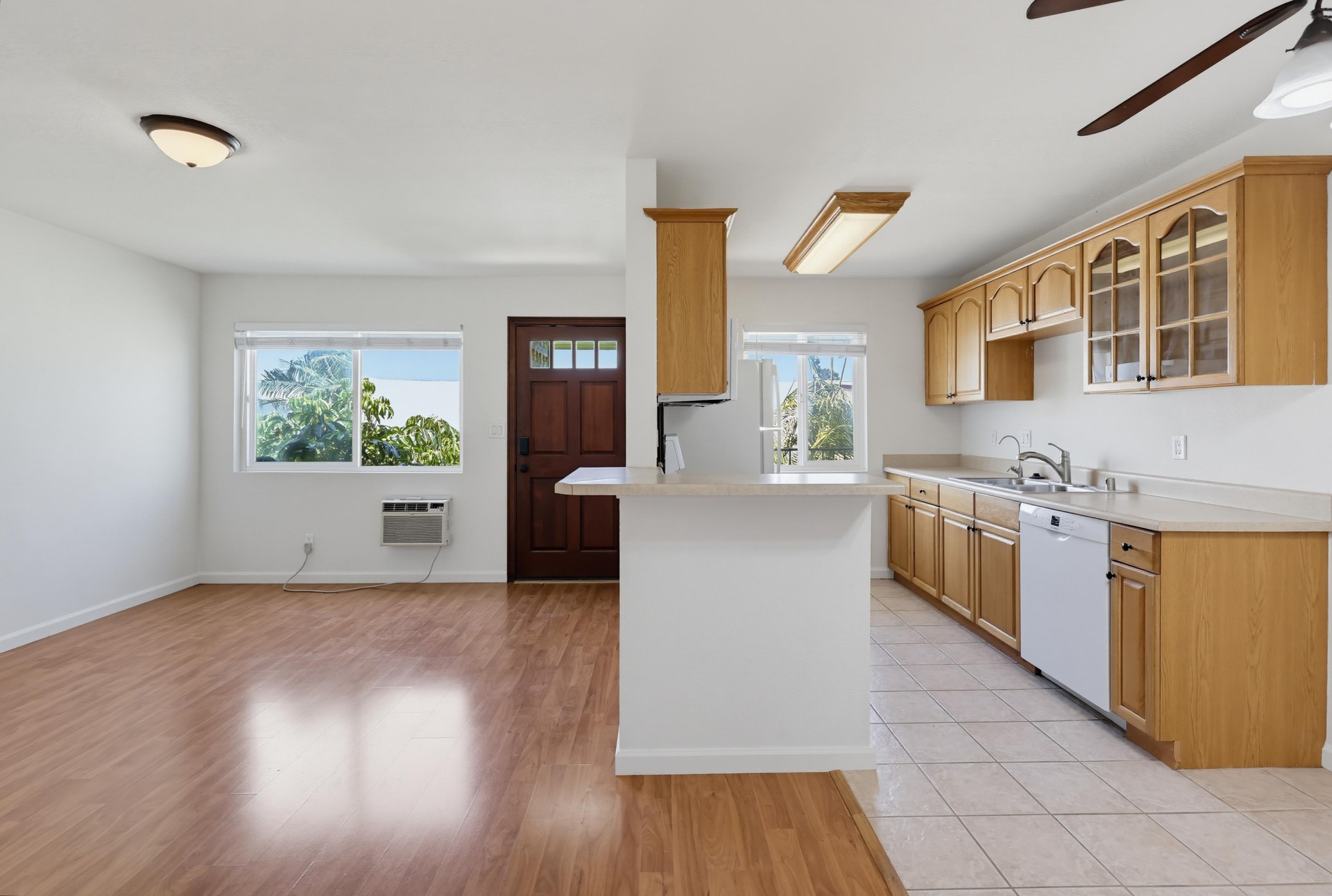 Virtual tour photo 18 of 34 for 4425 50th St Unit 11