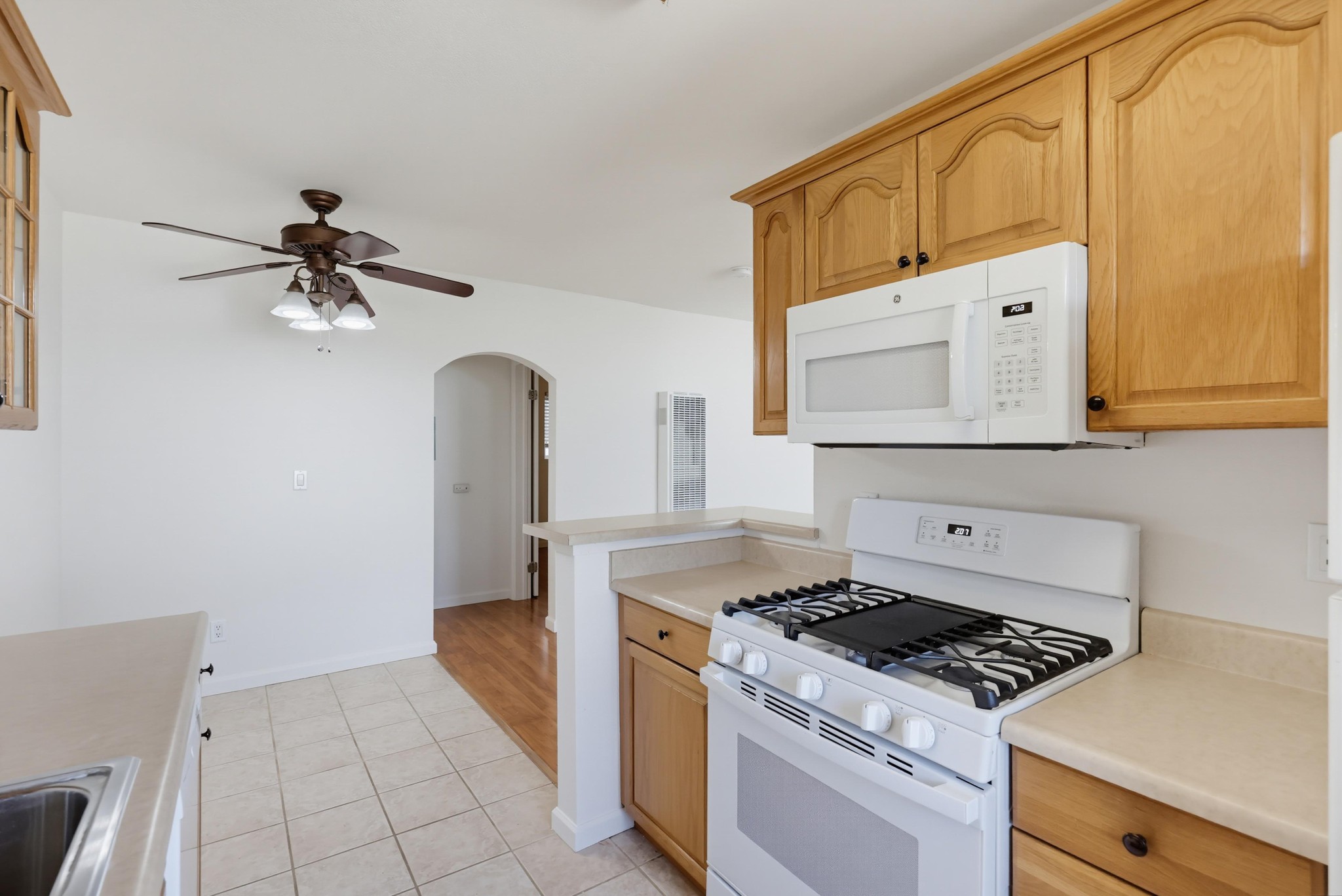 Virtual tour photo 23 of 34 for 4425 50th St Unit 11