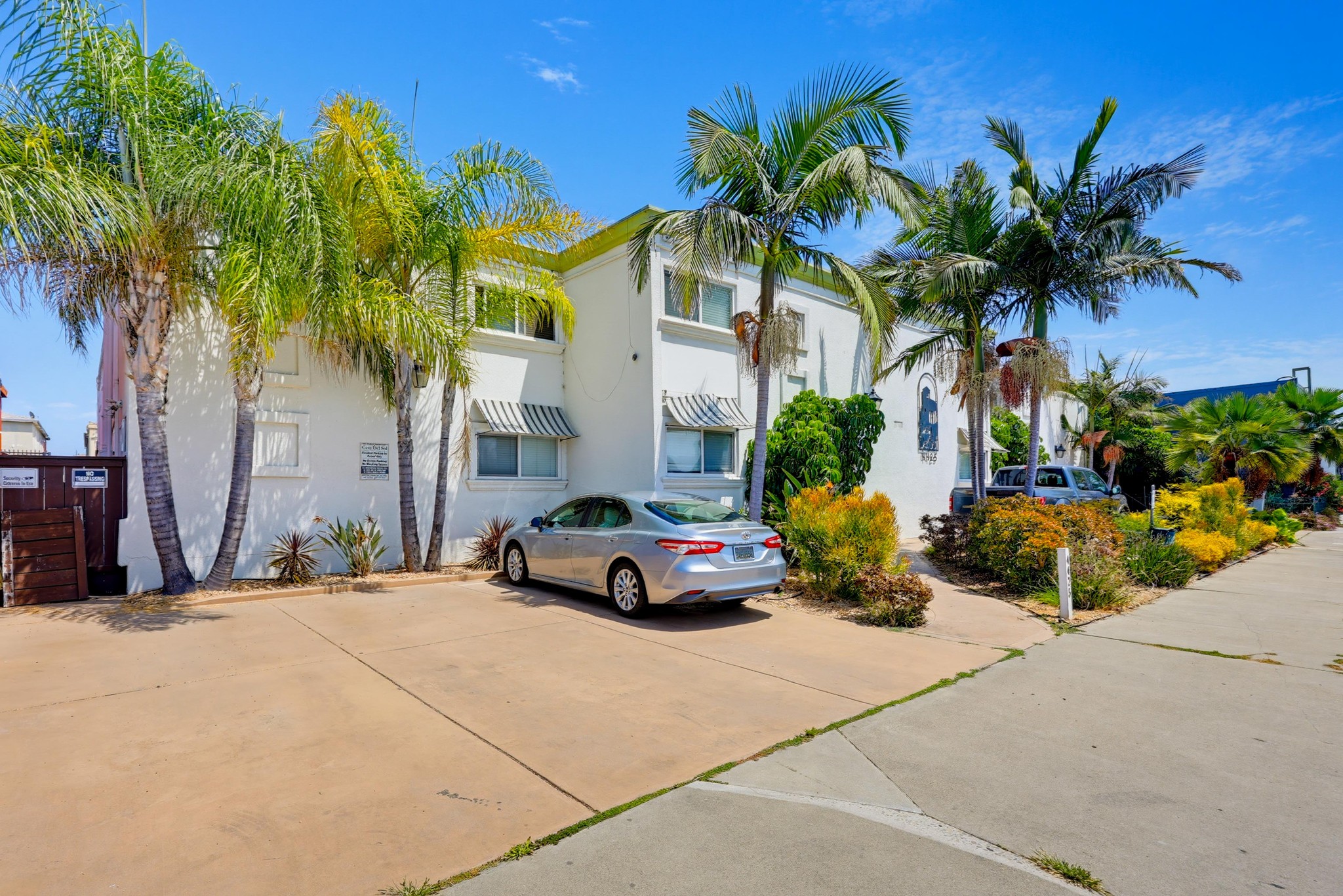 Virtual tour photo 33 of 34 for 4425 50th St Unit 11