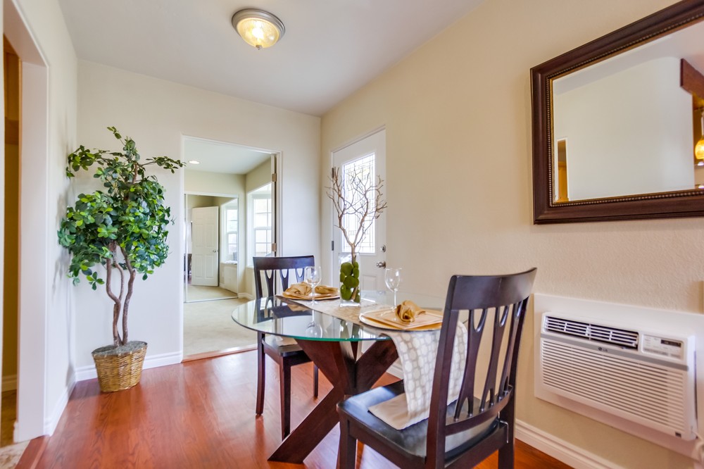 Virtual tour photo 8 of 29 for 4425 Berting Street