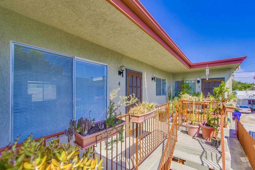 Virtual tour photo 7 of 27 for 4425 Louisiana St #4