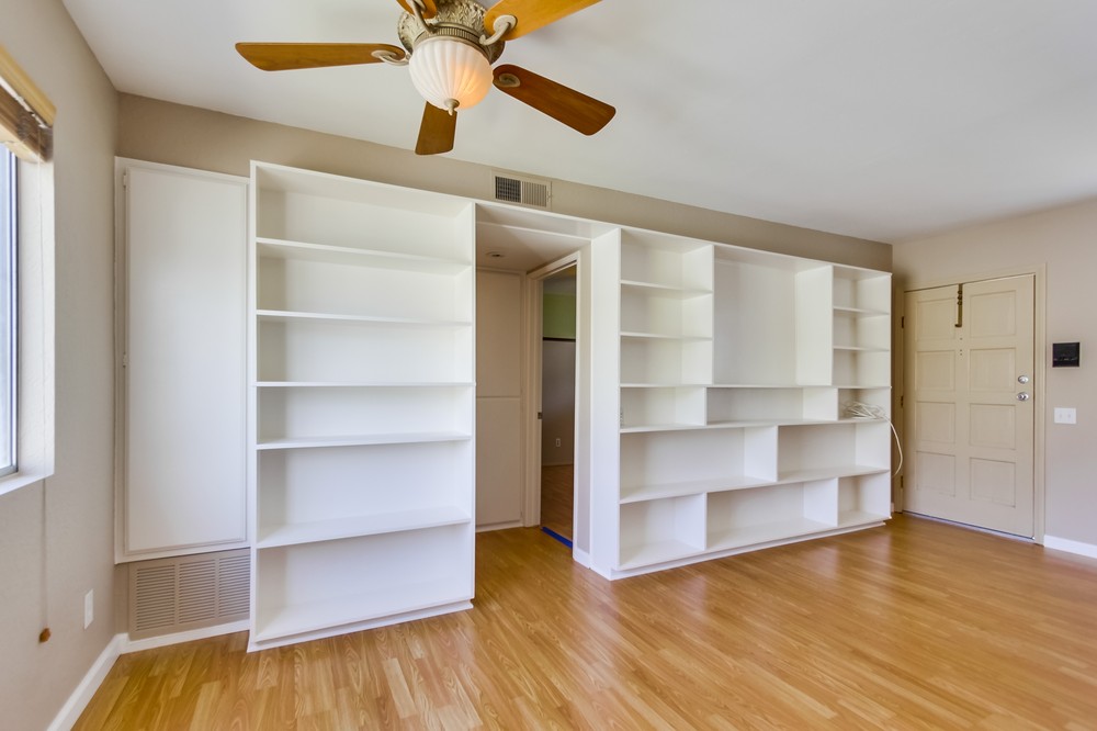 Virtual tour photo 15 of 27 for 4425 Louisiana St #4