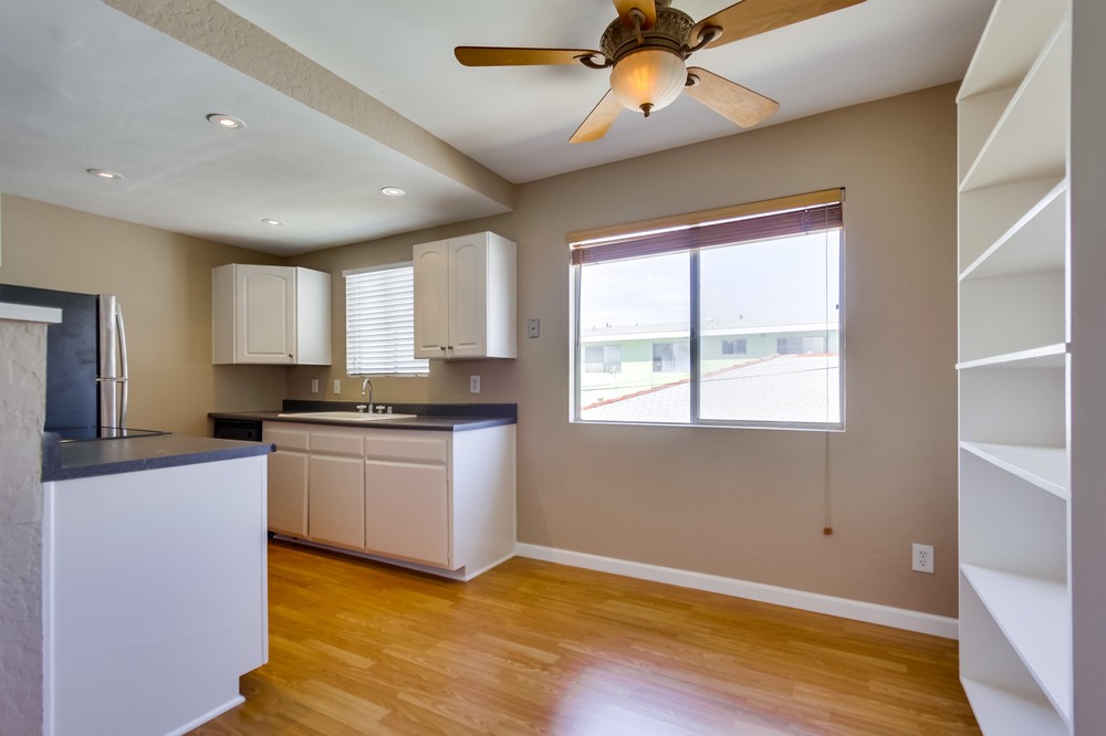 Virtual tour photo 16 of 27 for 4425 Louisiana St #4