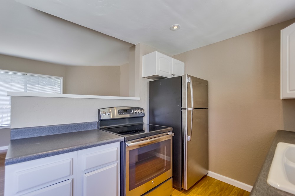 Virtual tour photo 19 of 27 for 4425 Louisiana St #4