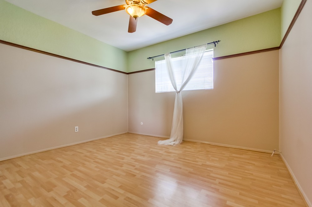 Virtual tour photo 20 of 27 for 4425 Louisiana St #4