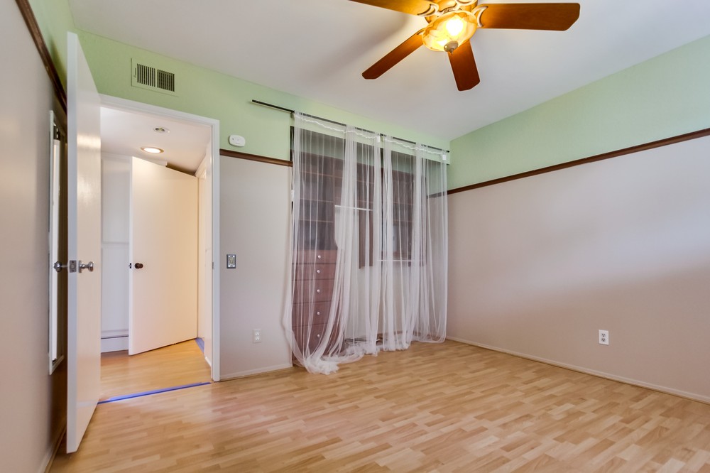 Virtual tour photo 22 of 27 for 4425 Louisiana St #4