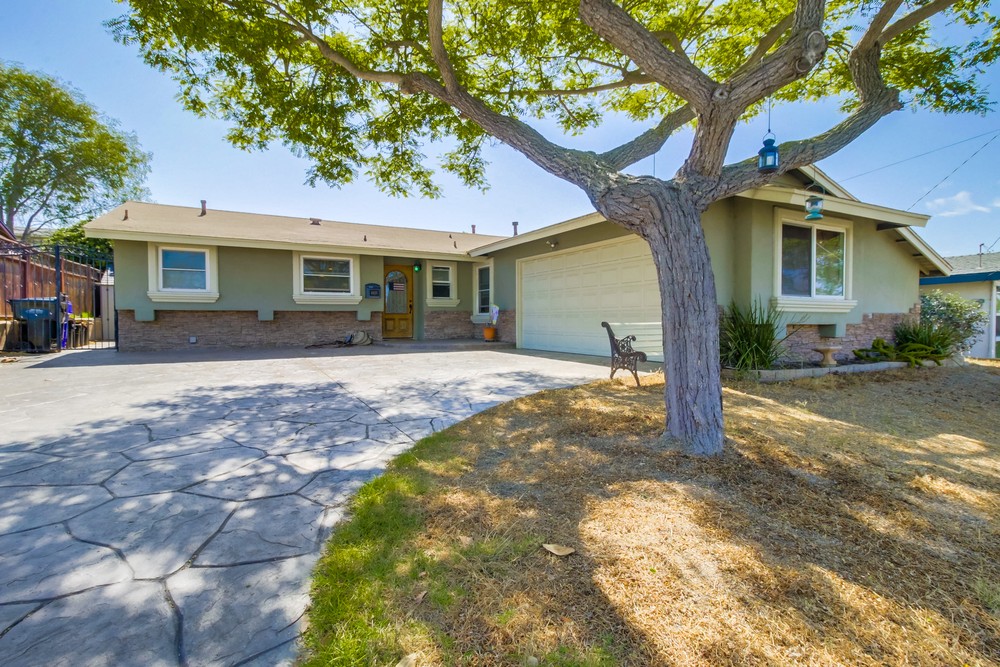 Virtual tour photo 5 of 48 for 4425 Mt Everest Blvd