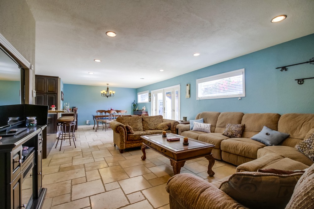 Virtual tour photo 8 of 48 for 4425 Mt Everest Blvd