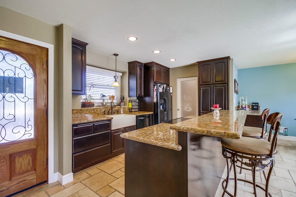 Virtual tour photo 10 of 48 for 4425 Mt Everest Blvd
