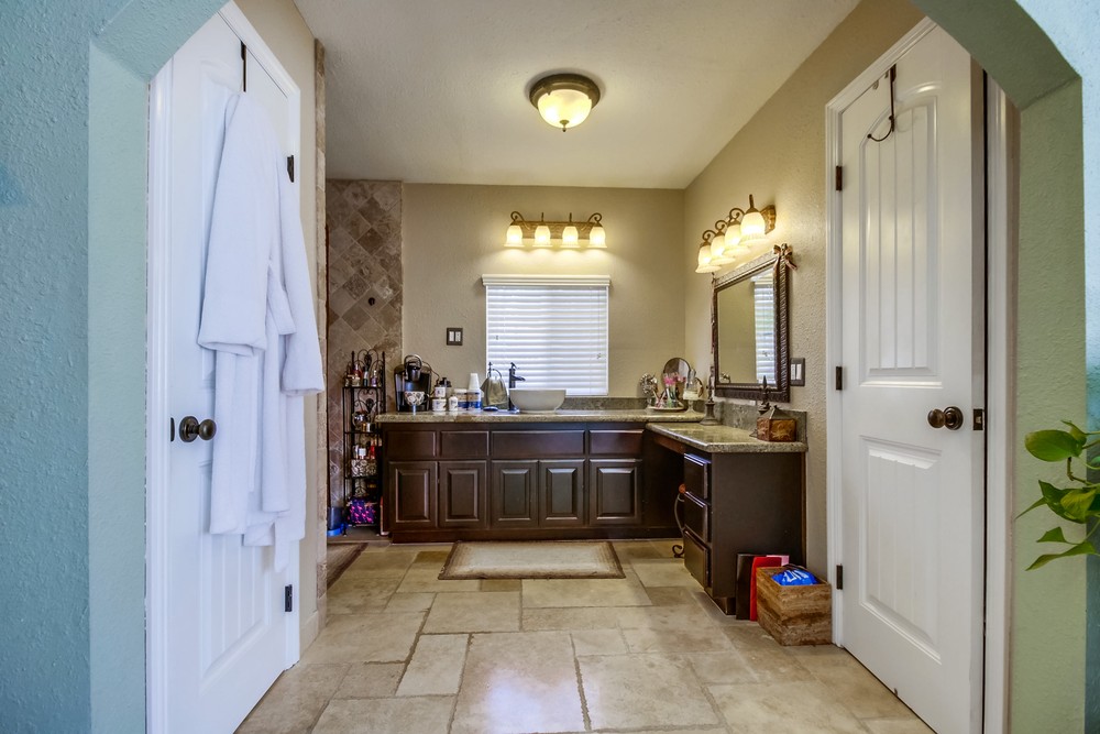 Virtual tour photo 29 of 48 for 4425 Mt Everest Blvd