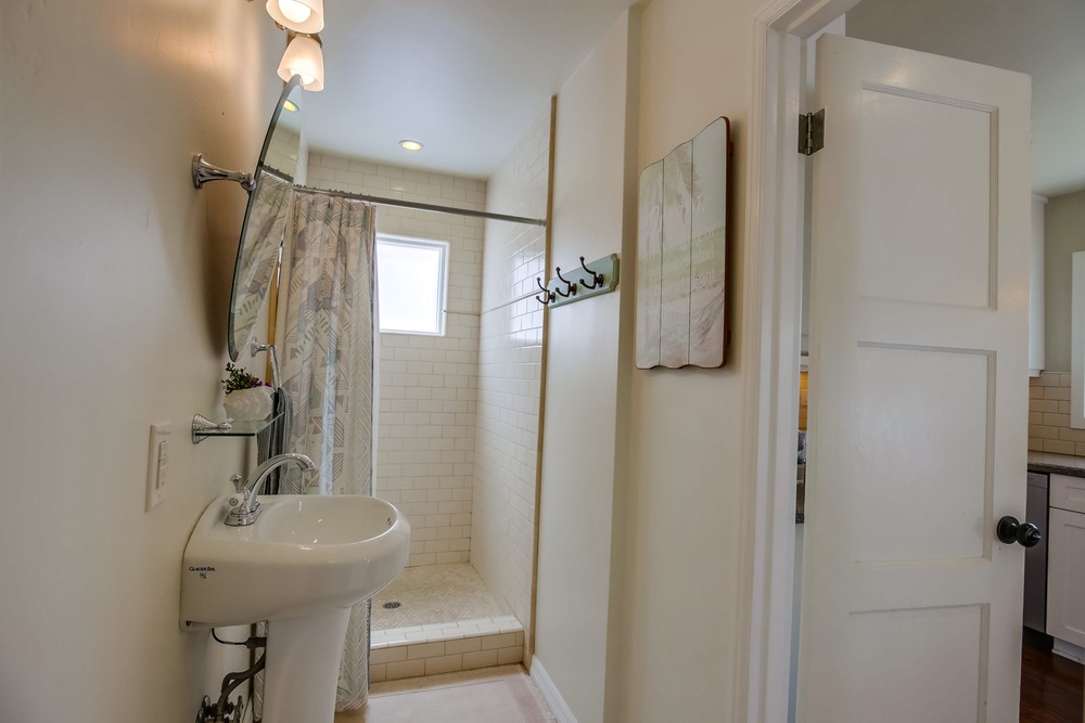 Virtual tour photo 28 of 49 for 4429 Braeburn Rd