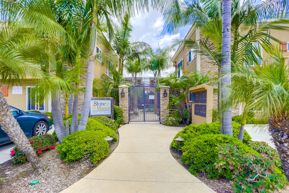 Virtual tour photo 1 of 28 for 4431 32nd St