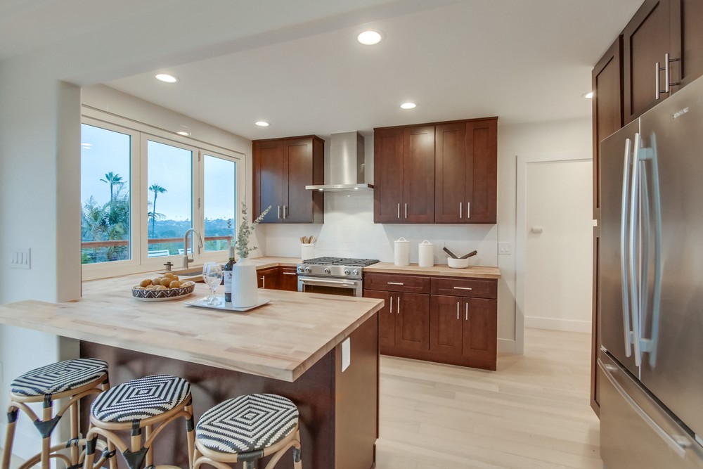 Virtual tour photo 22 of 107 for 4432 Muir Ave