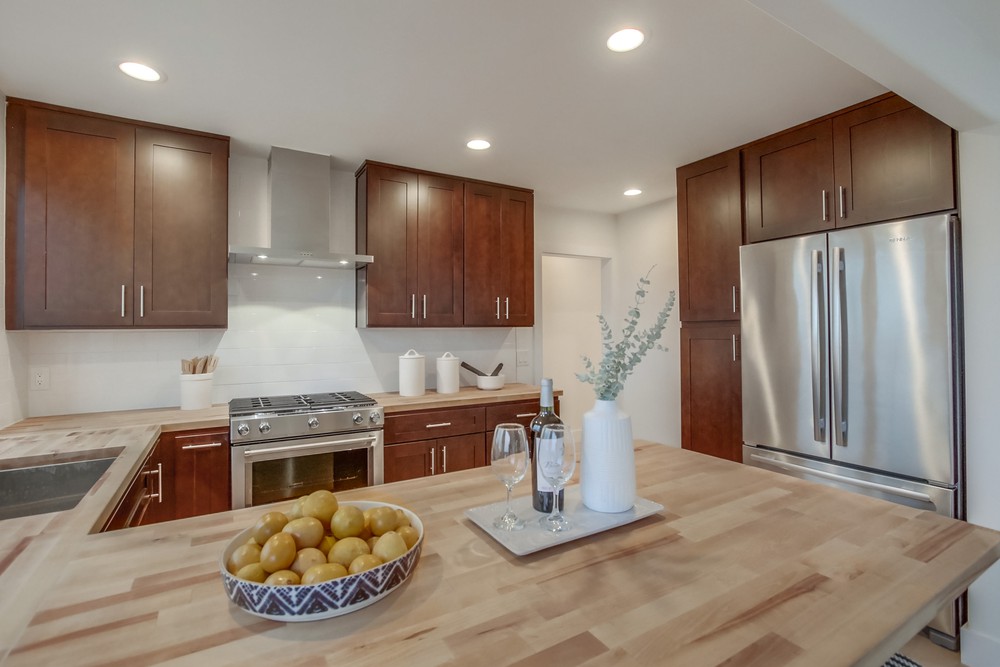 Virtual tour photo 23 of 107 for 4432 Muir Ave