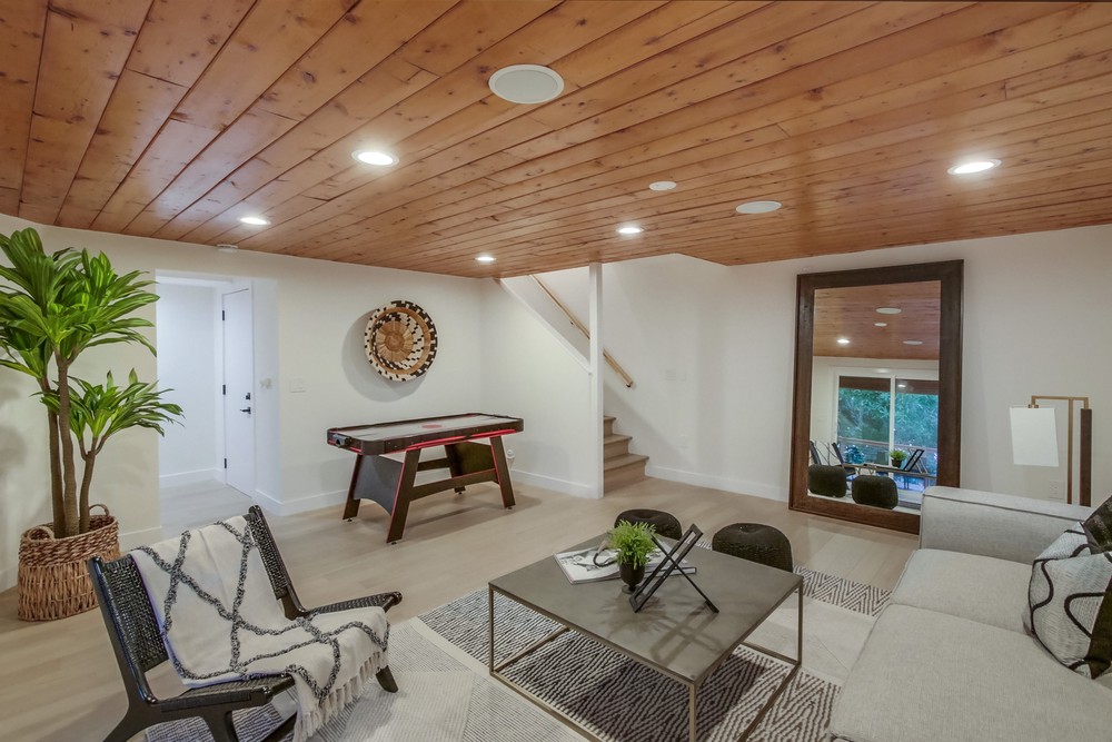 Virtual tour photo 49 of 107 for 4432 Muir Ave