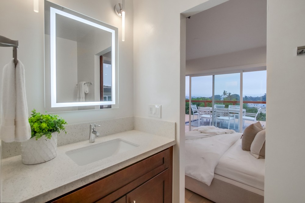 Virtual tour photo 58 of 107 for 4432 Muir Ave