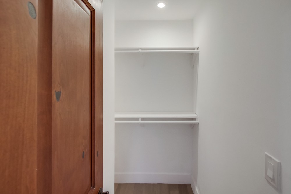 Virtual tour photo 59 of 107 for 4432 Muir Ave