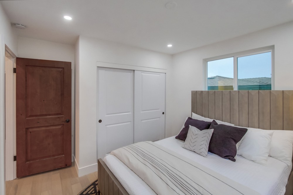 Virtual tour photo 61 of 107 for 4432 Muir Ave