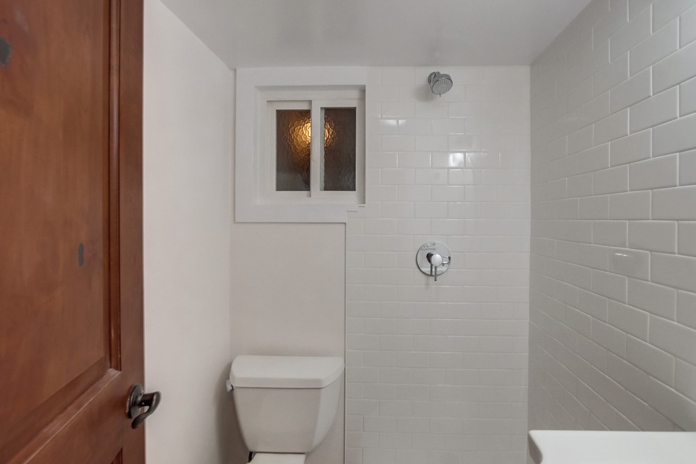 Virtual tour photo 65 of 107 for 4432 Muir Ave