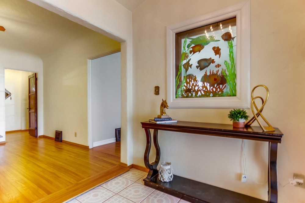 Virtual tour photo 11 of 73 for 4432 Swift Ave