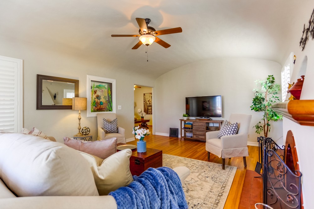 Virtual tour photo 21 of 73 for 4432 Swift Ave