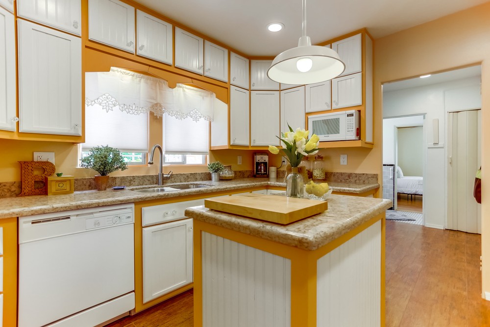 Virtual tour photo 31 of 73 for 4432 Swift Ave