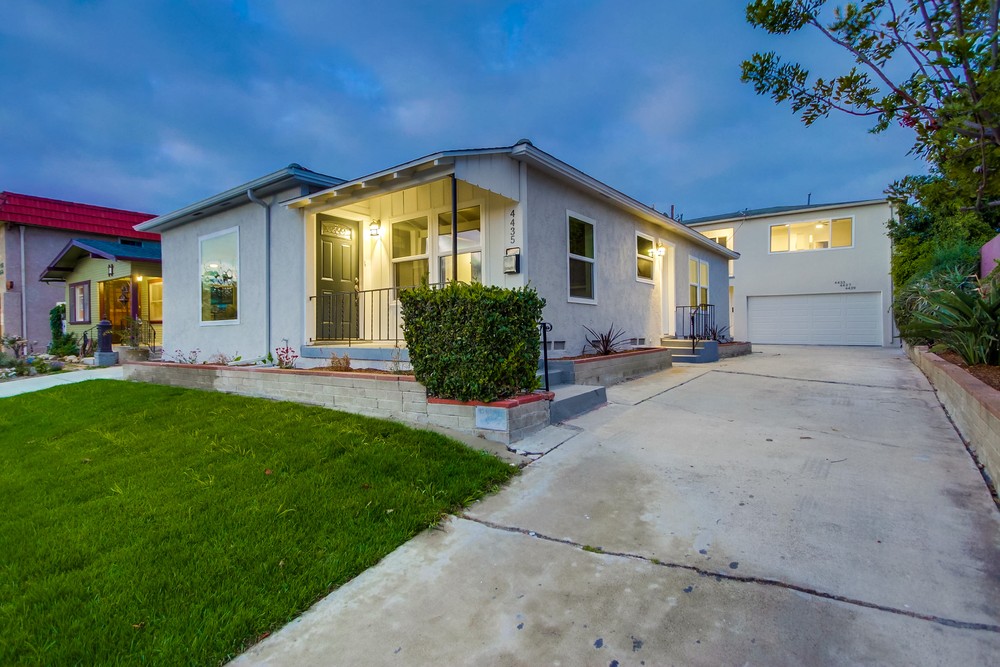 Virtual tour photo 3 of 38 for 4433 35th St