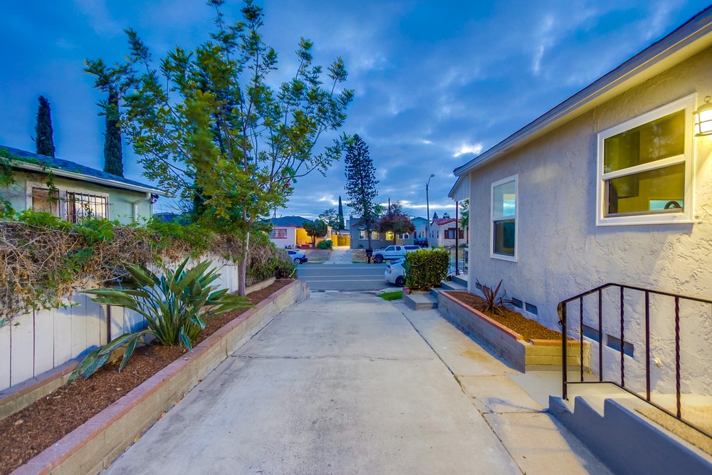 Virtual tour photo 21 of 38 for 4433 35th St