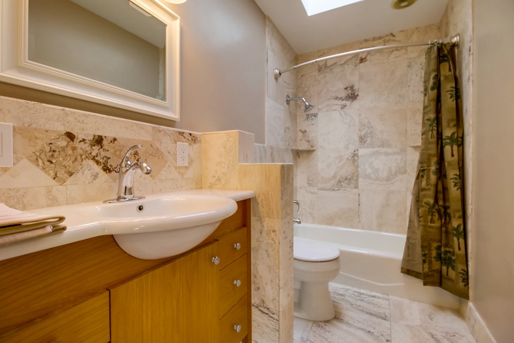 Virtual tour photo 41 of 53 for 4440 Adair St