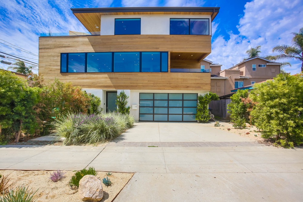 Virtual tour photo 1 of 58 for 4440 Everts St