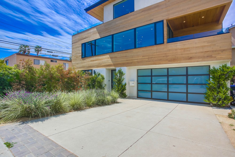 Virtual tour photo 6 of 58 for 4440 Everts St