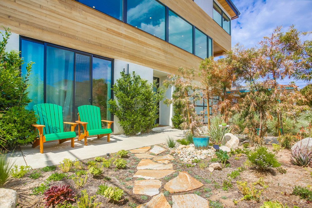 Virtual tour photo 10 of 58 for 4440 Everts St