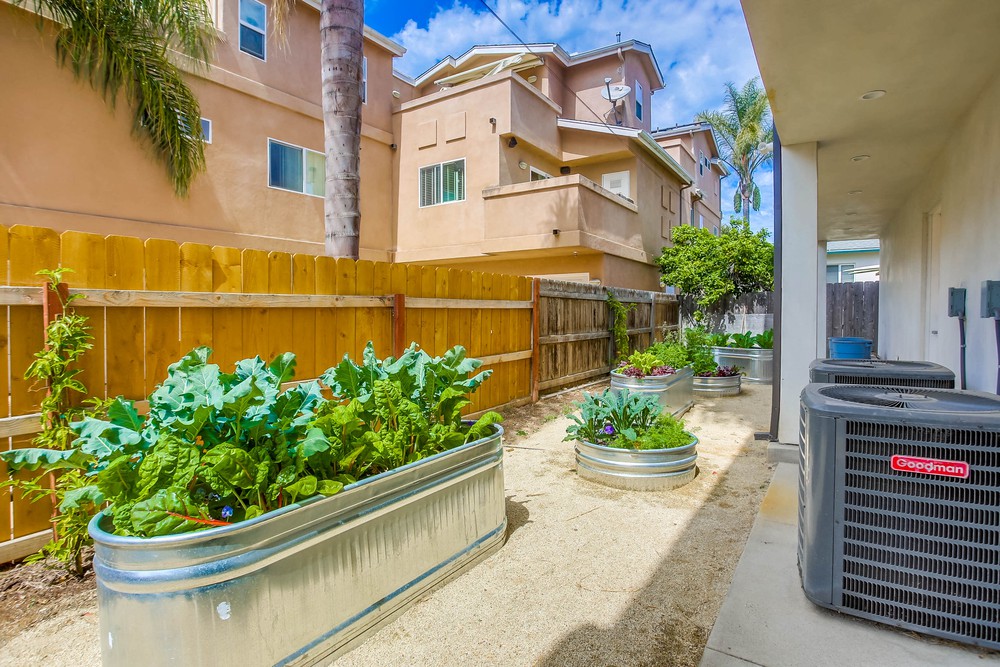Virtual tour photo 57 of 58 for 4440 Everts St