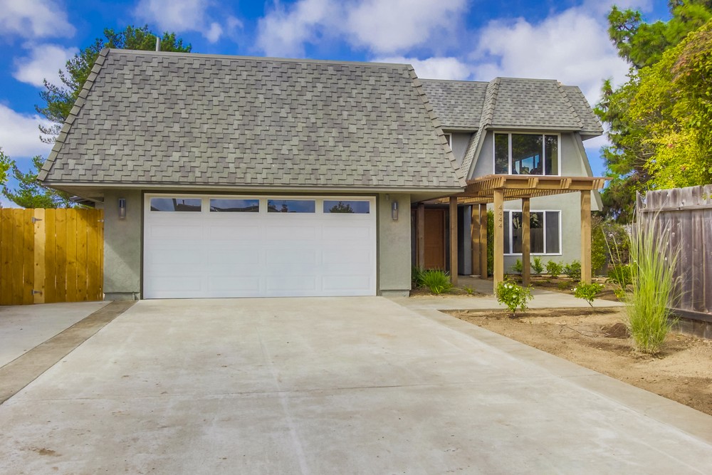 Virtual tour photo 4 of 84 for 4444 Camrose Ave