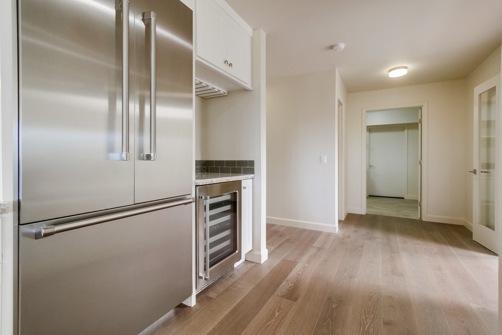 Virtual tour photo 34 of 84 for 4444 Camrose Ave