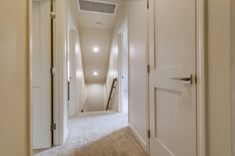Virtual tour photo 47 of 84 for 4444 Camrose Ave