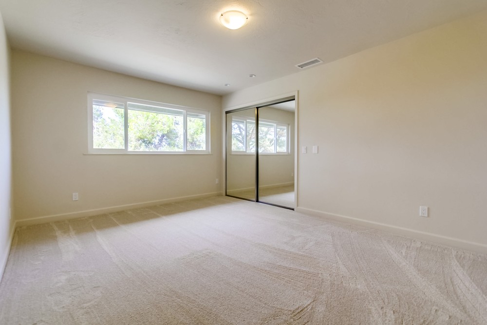 Virtual tour photo 64 of 84 for 4444 Camrose Ave