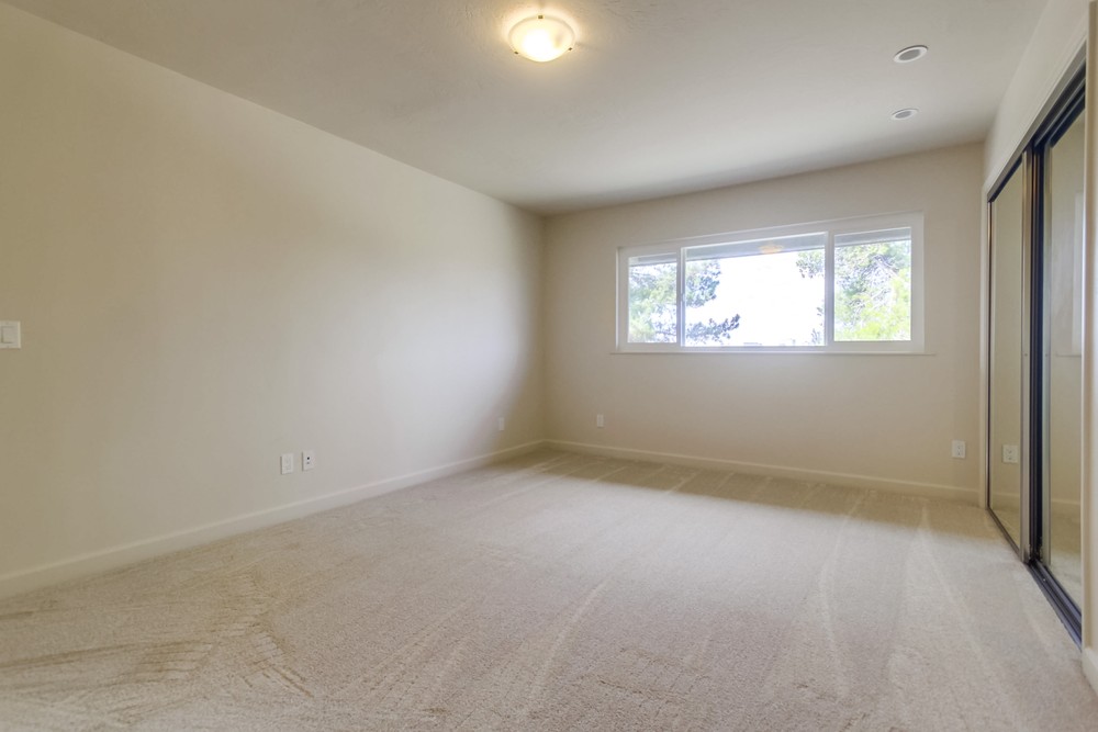 Virtual tour photo 65 of 84 for 4444 Camrose Ave
