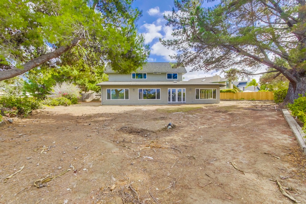 Virtual tour photo 77 of 84 for 4444 Camrose Ave