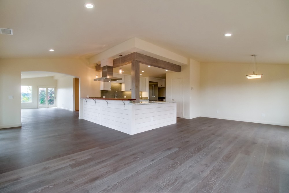 Virtual tour photo 4 of 59 for 4444 Camrose Ave