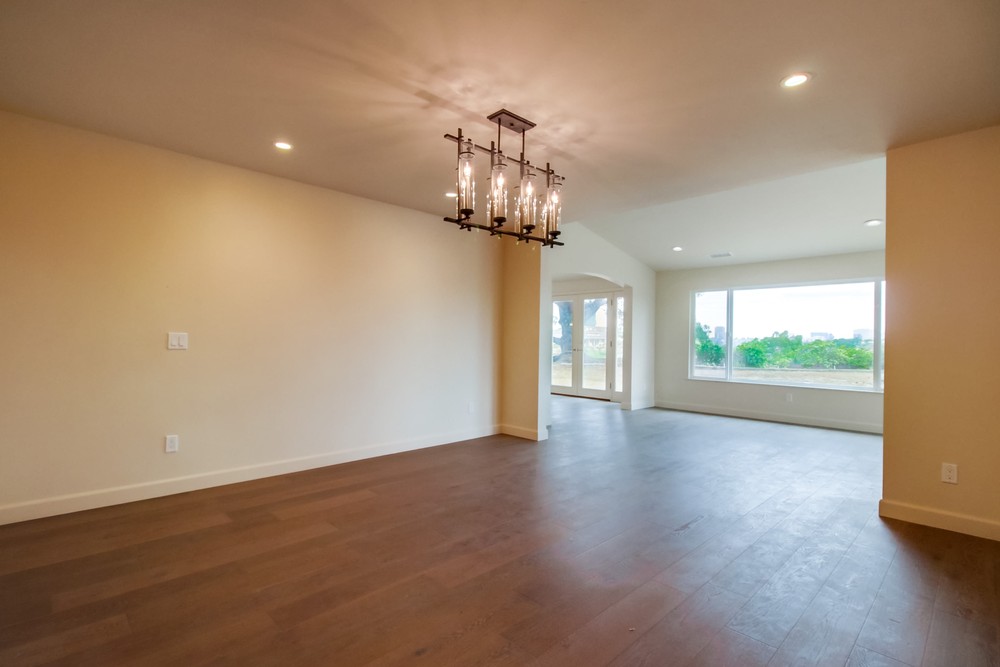 Virtual tour photo 12 of 59 for 4444 Camrose Ave