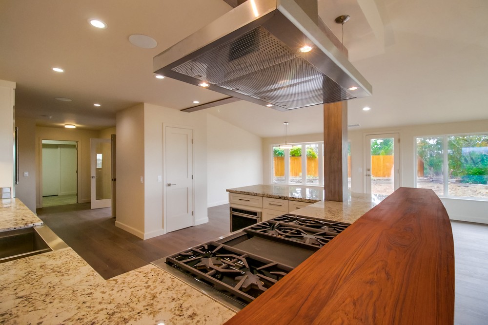 Virtual tour photo 15 of 59 for 4444 Camrose Ave