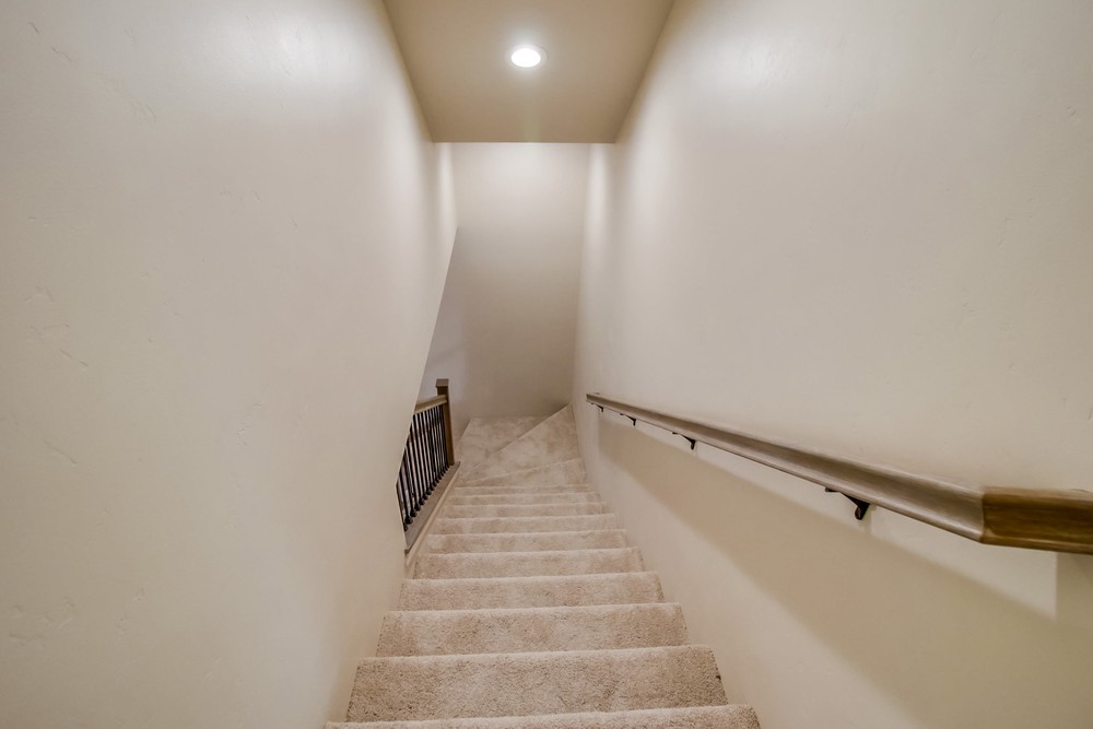 Virtual tour photo 22 of 59 for 4444 Camrose Ave