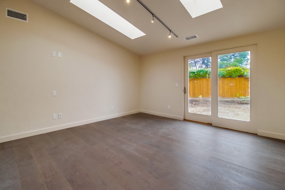 Virtual tour photo 44 of 59 for 4444 Camrose Ave