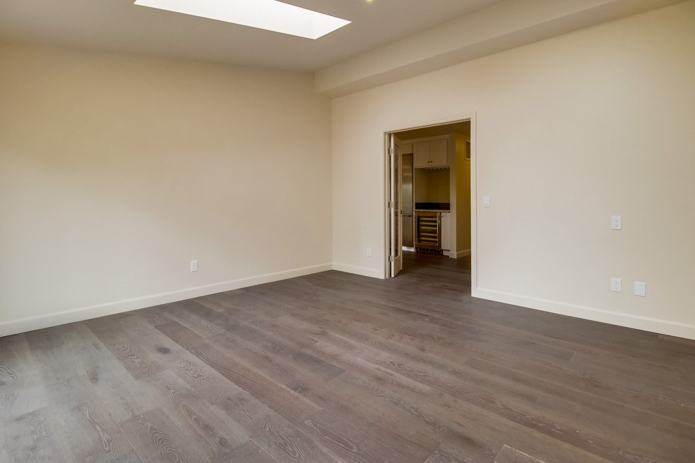 Virtual tour photo 46 of 59 for 4444 Camrose Ave