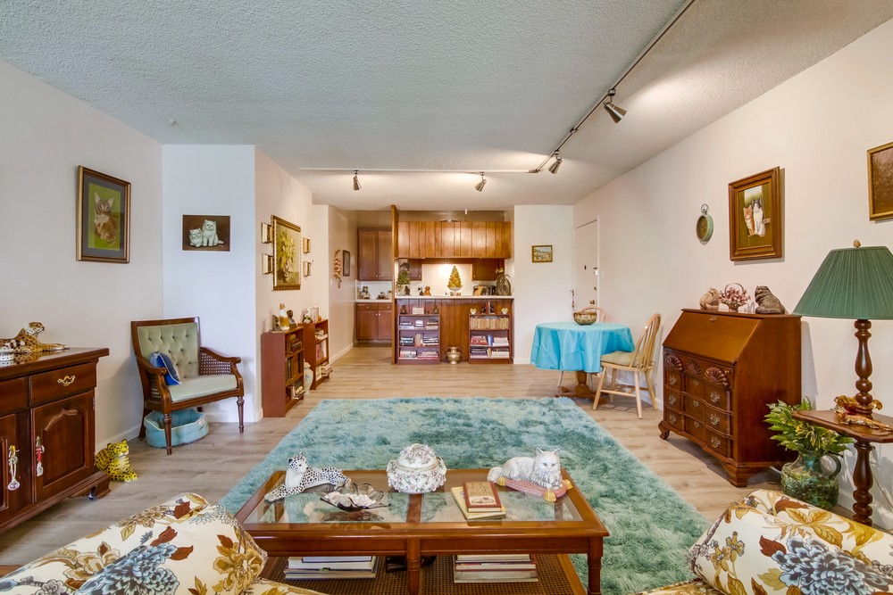 Virtual tour photo 11 of 37 for 4444 W Point Loma Blvd