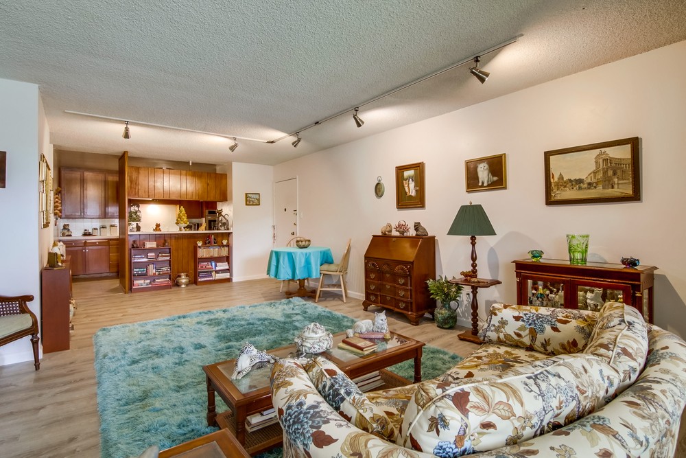 Virtual tour photo 13 of 37 for 4444 W Point Loma Blvd