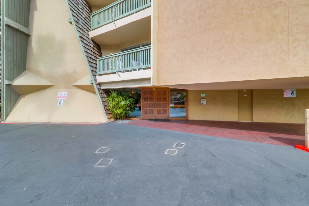 Virtual tour photo 3 of 20 for 4444 W Point Loma Blvd