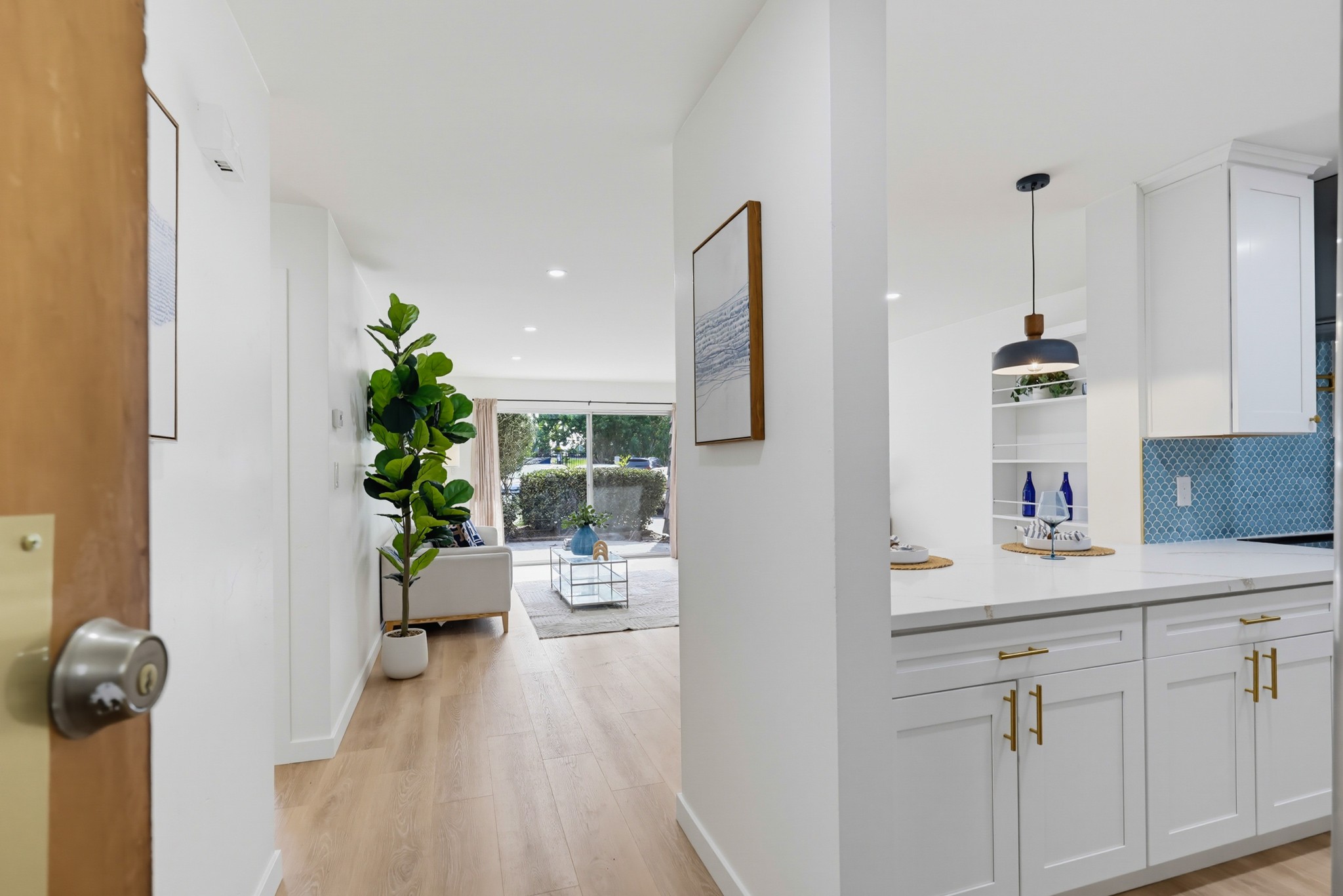 Virtual tour photo 4 of 41 for 4444 W Point Loma Blvd Unit 98
